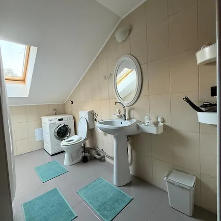 Emun Grigo Lofthouse *