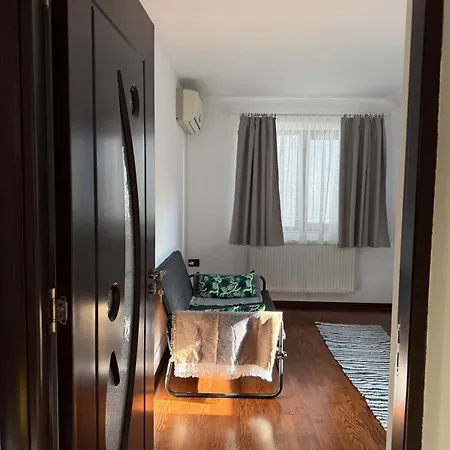 Emun Grigo Lofthouse * Cluj-Napoca