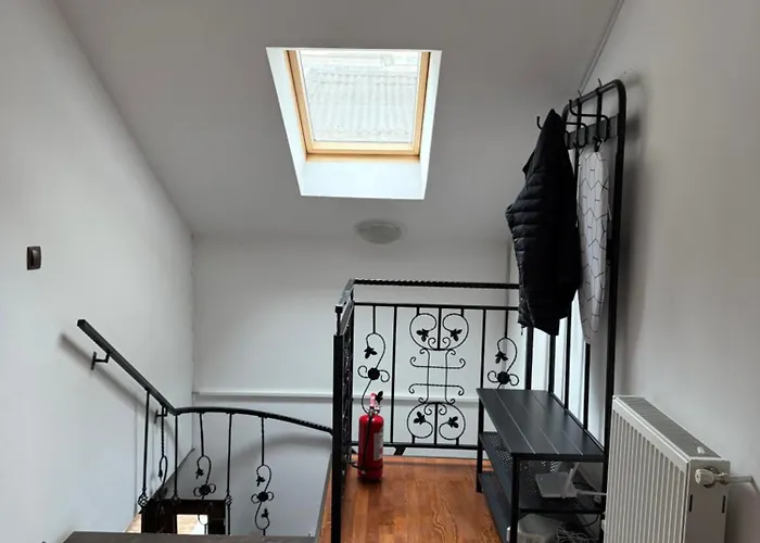 Emun Grigo Lofthouse *